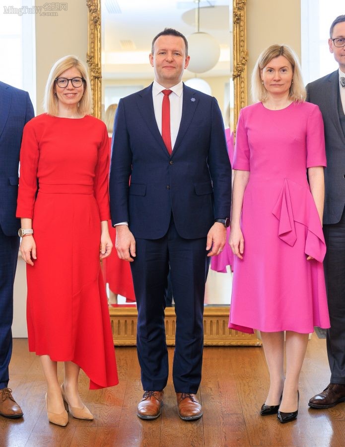 爱沙尼亚女部长们的丝袜腿（第3张/共6张）
